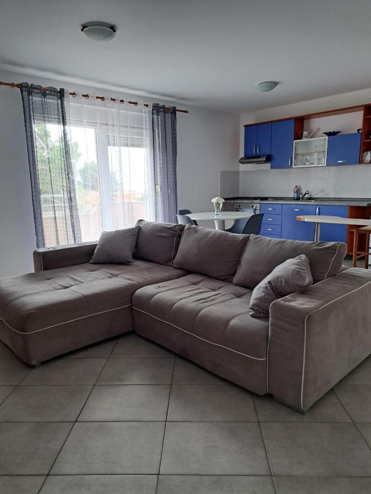 Apartmani Vukadin Vir Ngoại thất bức ảnh