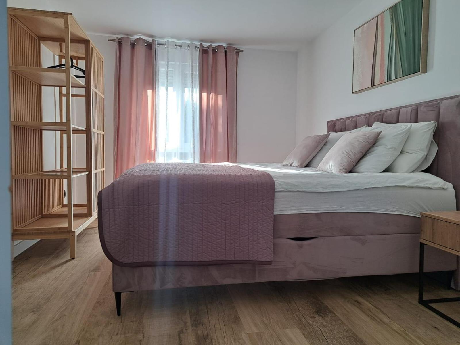 Apartmani Vukadin Vir Ngoại thất bức ảnh